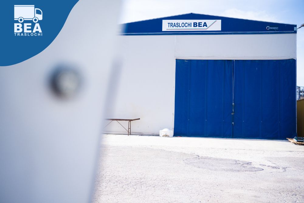 Foto di un magazzino di Bea Traslochi usato anche per la logistica di ecommerce e retail